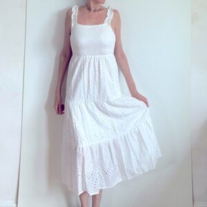 Perfect Vintage Pure Cotton White Summer Eyelet Dress